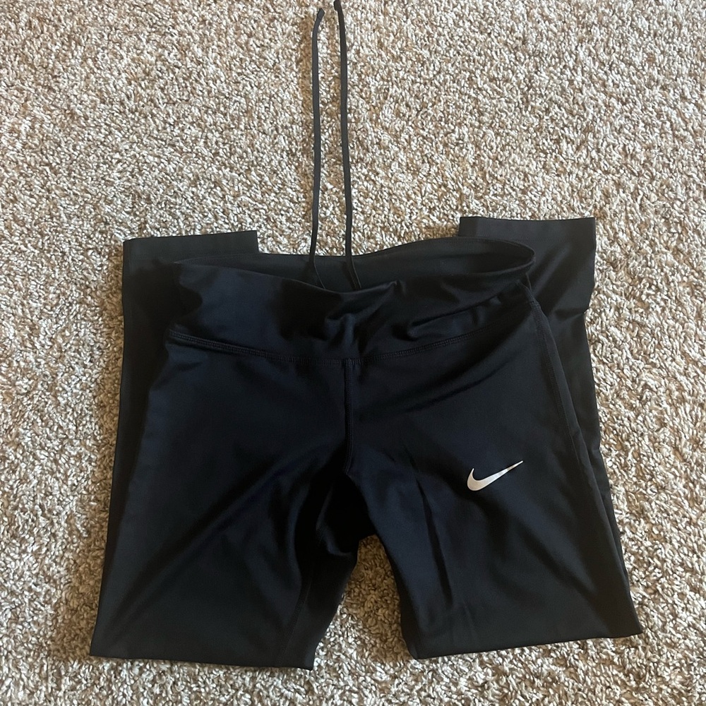 Nike Womens Dri-Fit Power Tight Fit Capris